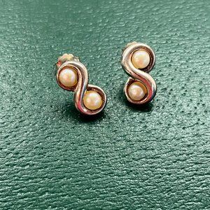 Vintage Tiffany & Co. Figure Eight Infinity Pearl Earrings